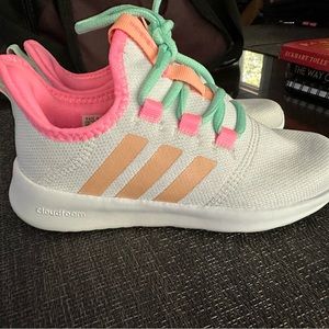 Adidas girls sneakers-size 13 kids- brand new never worn